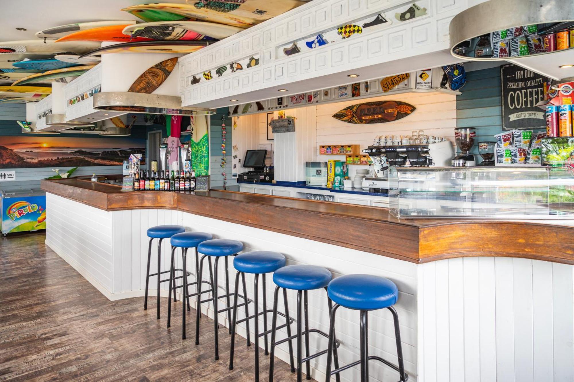 H.A.N.D Surf Hostel Langre  Bagian luar foto