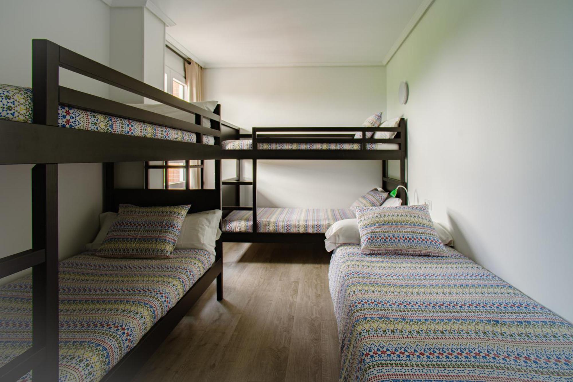 H.A.N.D Surf Hostel Langre  Bagian luar foto